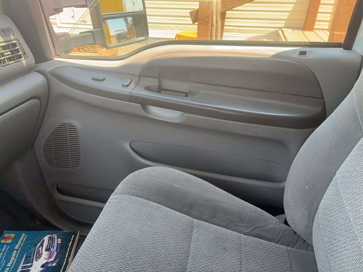 2003-ford-f350-image-57