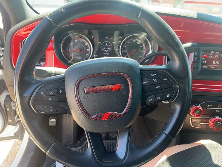 2016-dodge-charger-awd-police-passenger-car-image-68