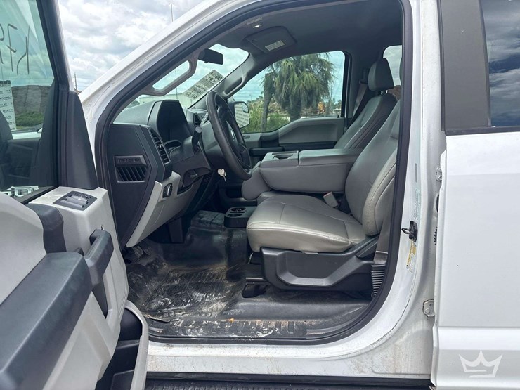 2016-ford-f150-image-15