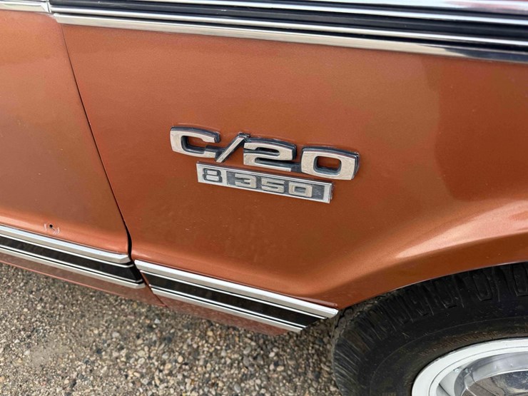 1970-chevrolet-c20-image-21
