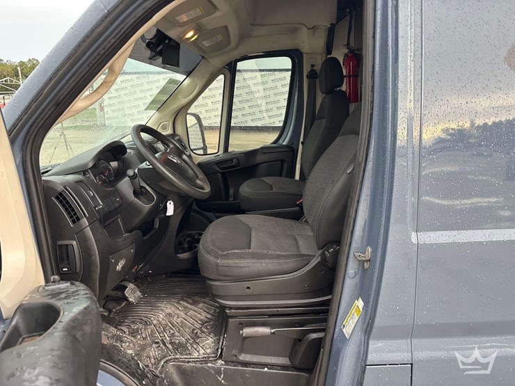 2019-ram-promaster-3500-image-18