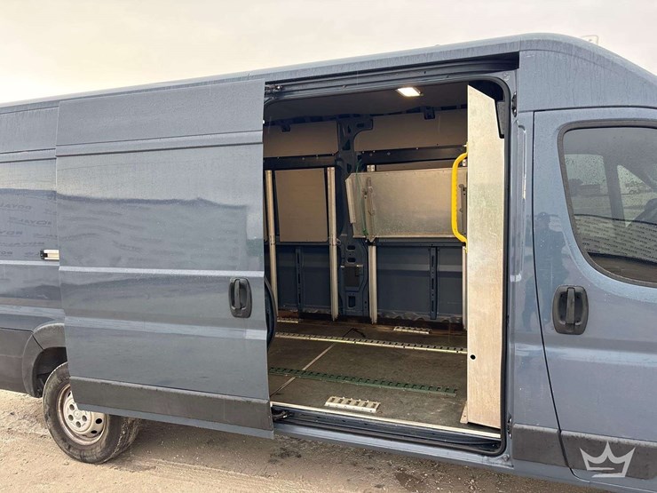 2019-ram-promaster-3500-image-10