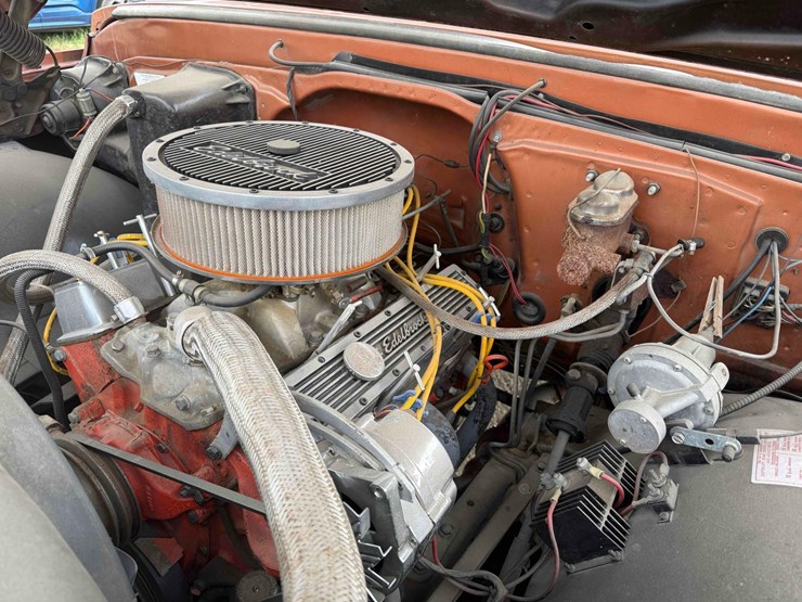 1970-chevrolet-c20-image-36