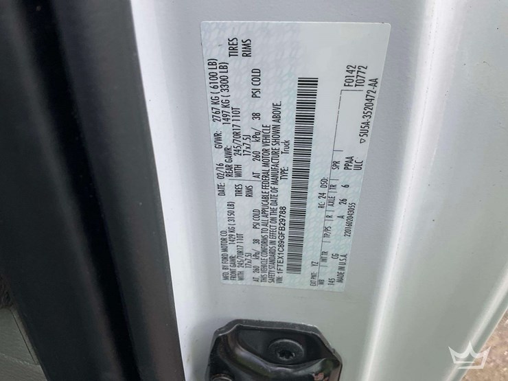 2016-ford-f150-image-5