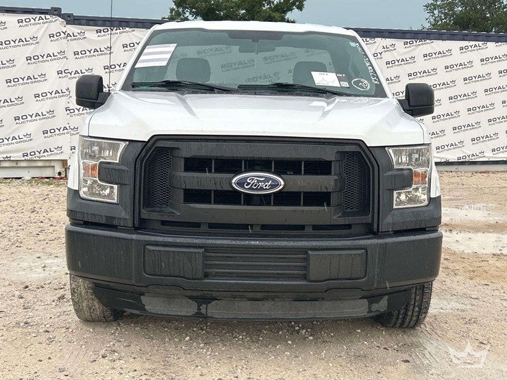 2015-ford-f150-image-22