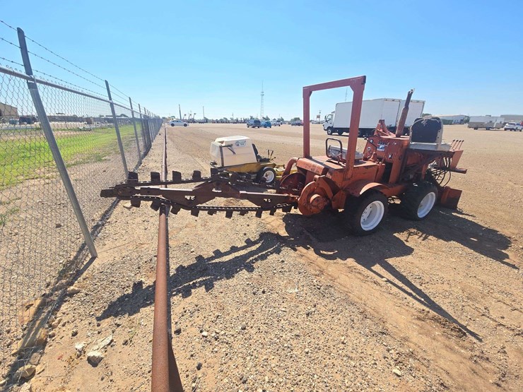 1970-ditch-witch-v30-image-5
