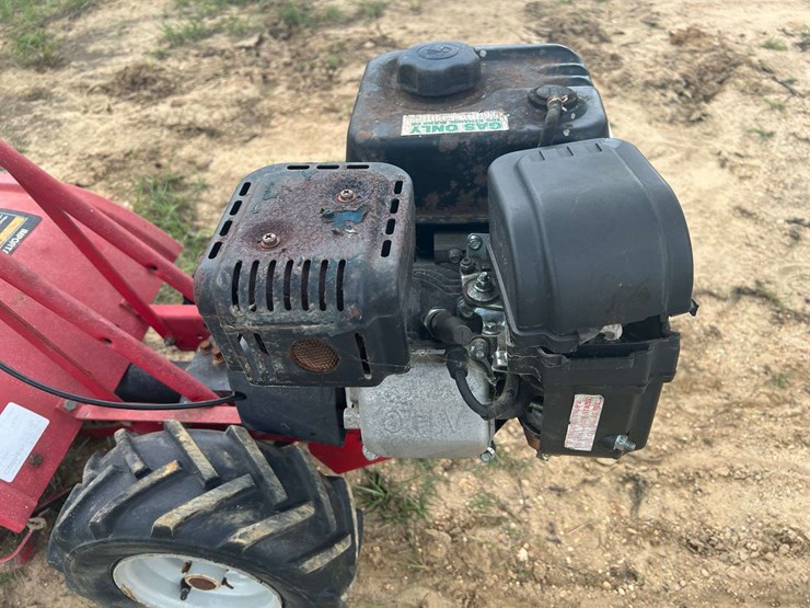 troy-bilt-super-bronco-image-9