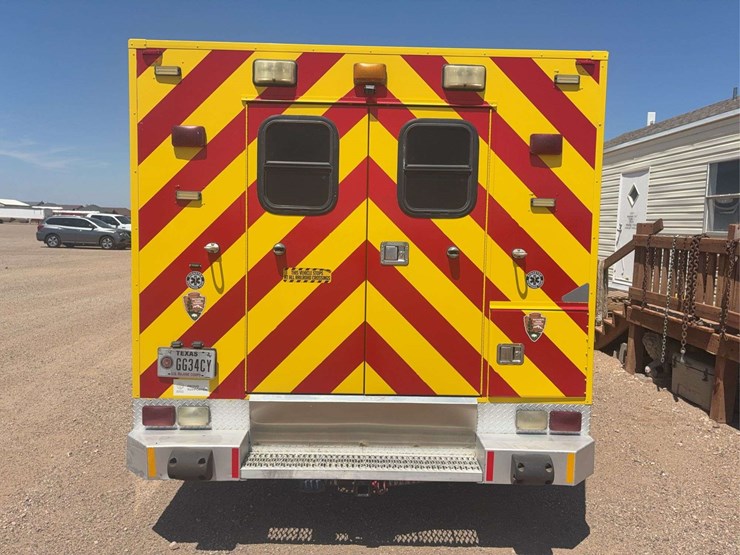 2003-ford-f350-image-28