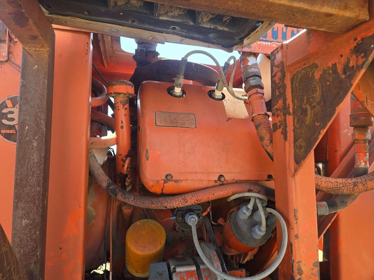 1970-ditch-witch-v30-image-24