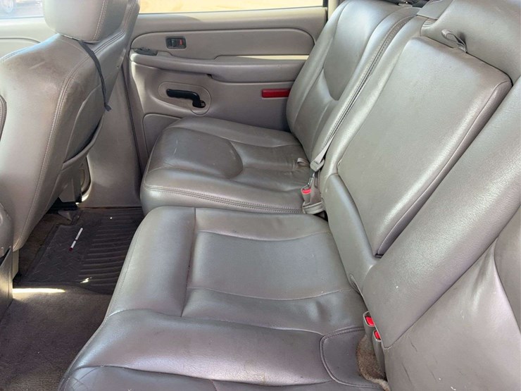 2006-chevrolet-silverado-1500-ls-image-9