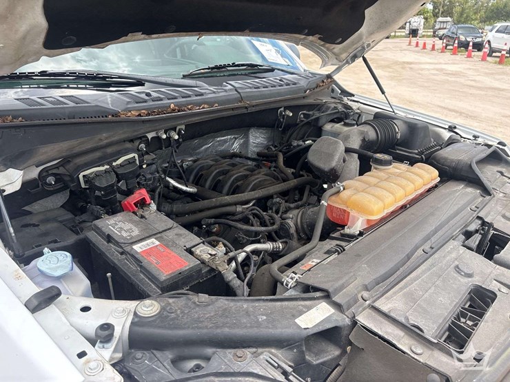 2016-ford-f150-image-10