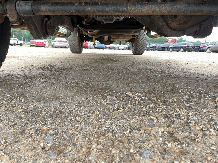 2011-ford-f250-image-25