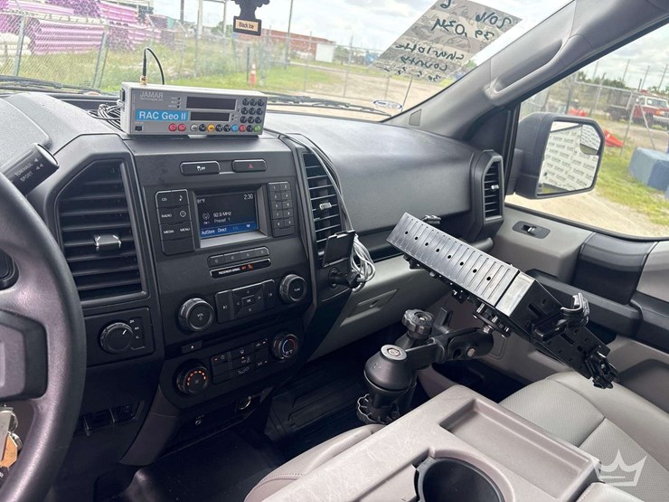 2016-ford-f150-image-16