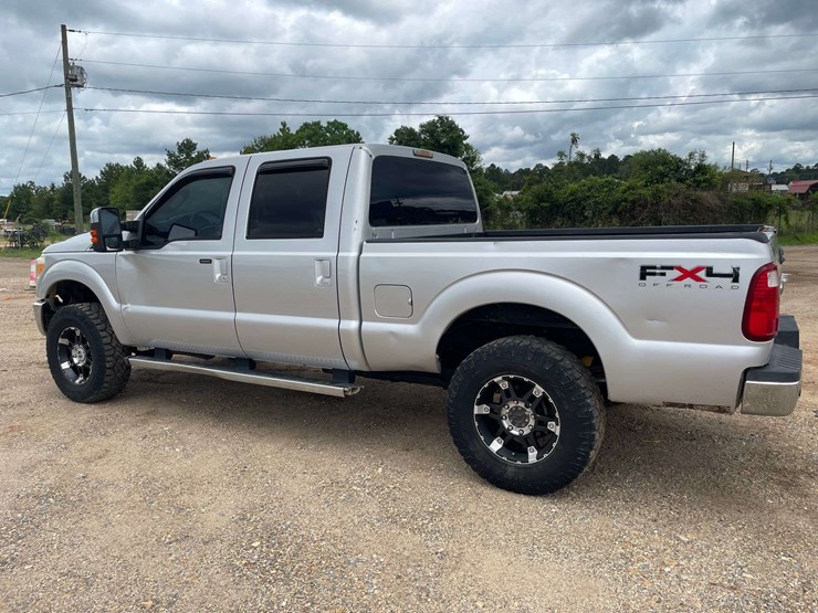 2011-ford-f250-image-2