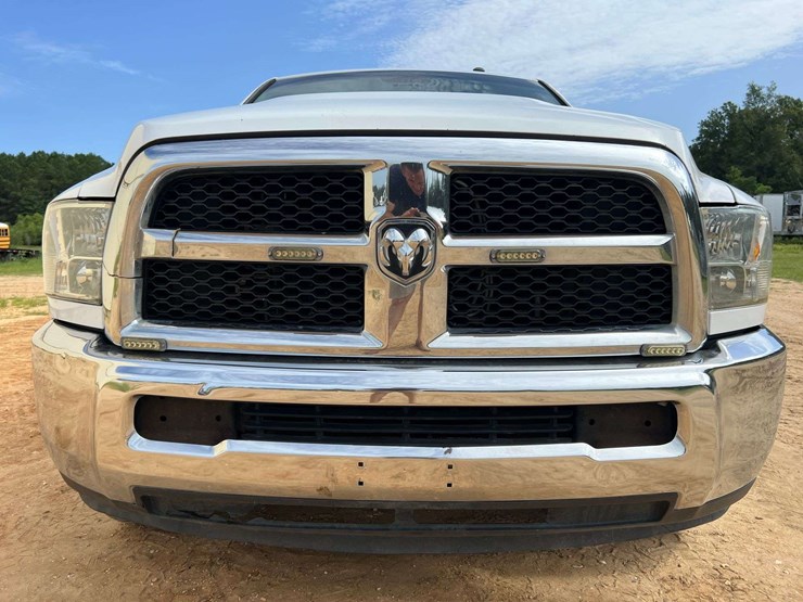 dodge-2500-image-5
