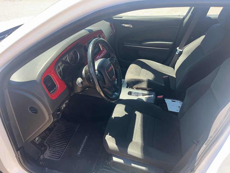 2016-dodge-charger-awd-police-passenger-car-image-59