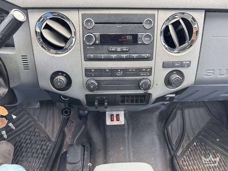 2016-ford-f250-image-14