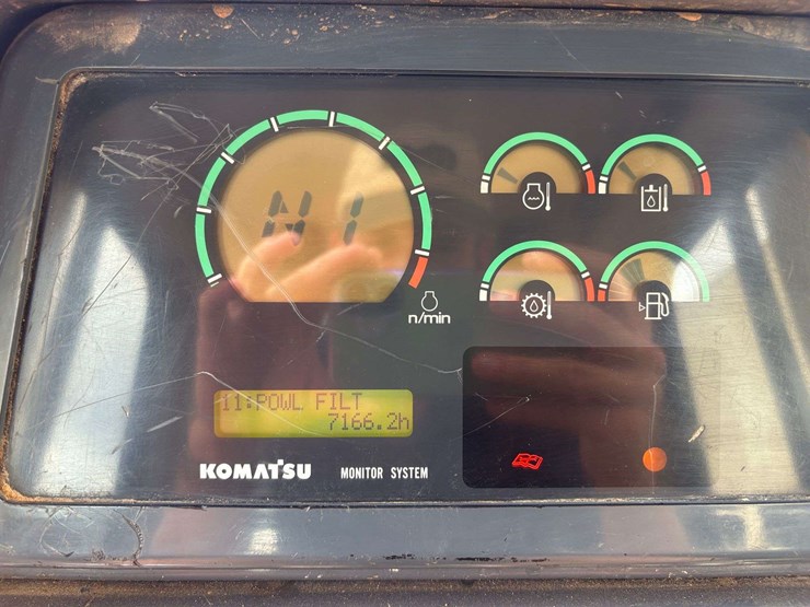 2004-komatsu-d65px-image-57