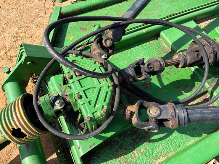 john-deere-18-image-10