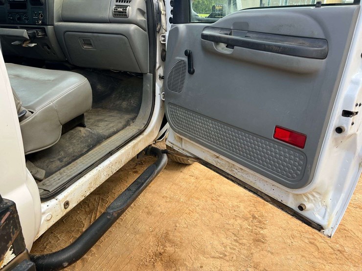 ford-f350-image-30