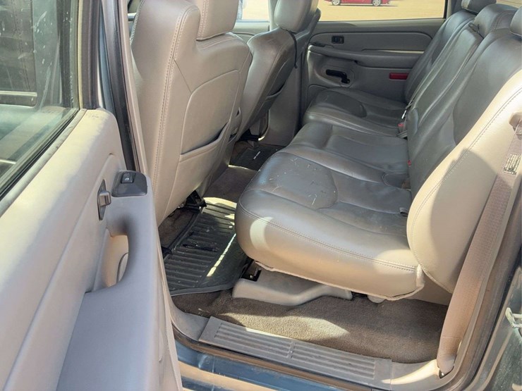 2006-chevrolet-silverado-1500-ls-image-7