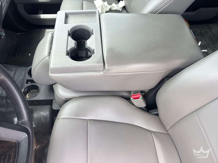 2016-ford-f150-image-18