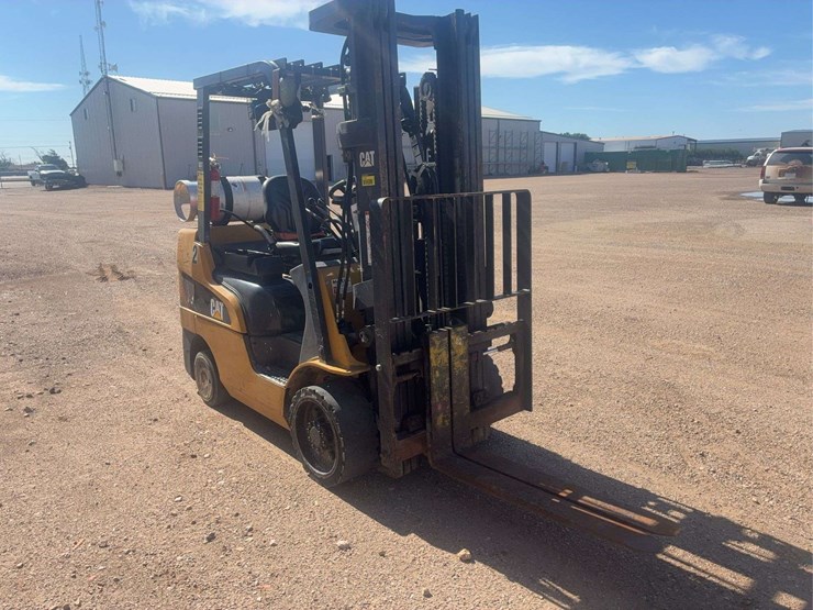 caterpillar-2c6000-image-2