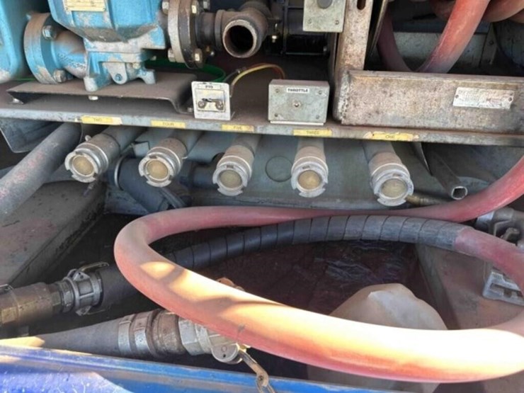 2010-kenworth-t370-image-22