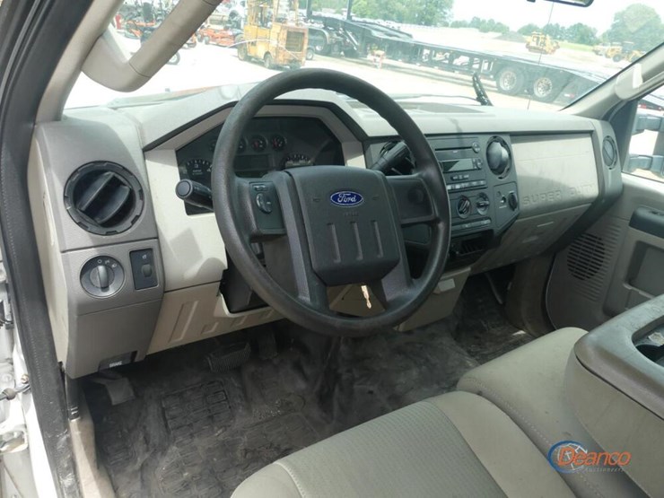 2008-ford-f250-image-8