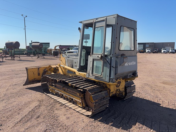 2002-komatsu-d38p-dozer-image-7