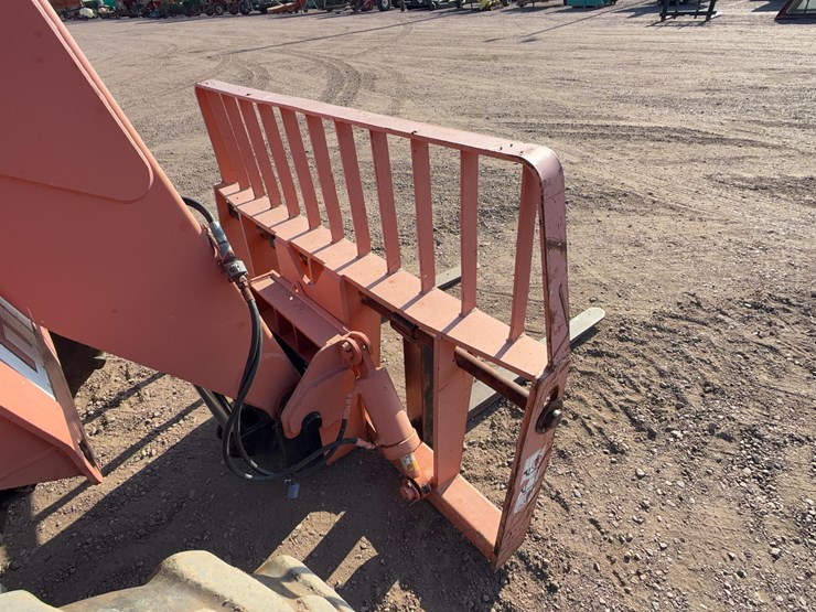lull-international-644b-42-telehandler-image-10