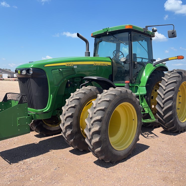 2002 JOHN DEERE 8320