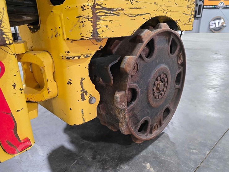 2019-bomag-bmp8500-image-15