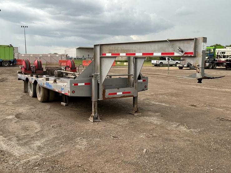 2012-utility-flatbed-image-3