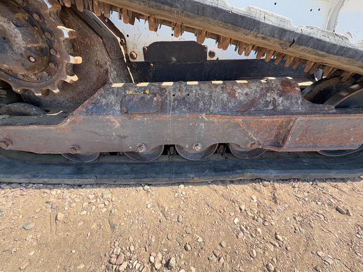 2017-bobcat-t650-image-18