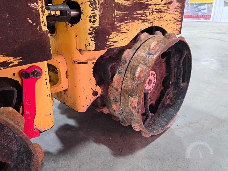 2019-bomag-bmp8500-image-15