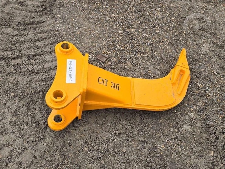 2026-caterpillar-307-image-1
