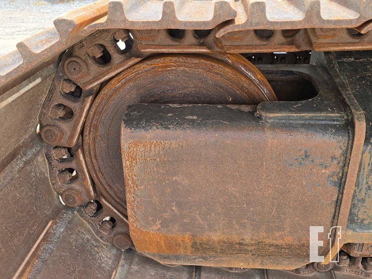 2017-caterpillar-323fl-image-38