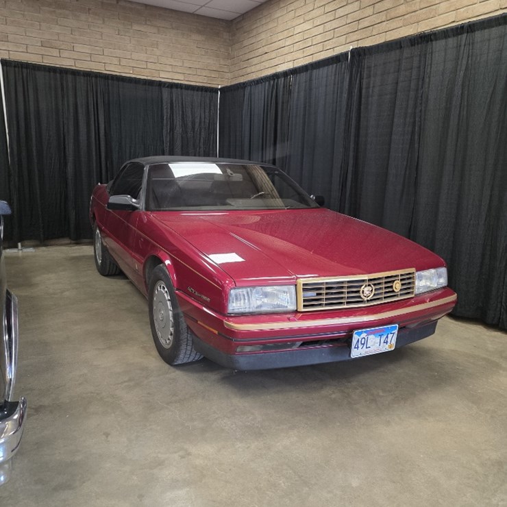2002 Cadillac Allanti Convertible