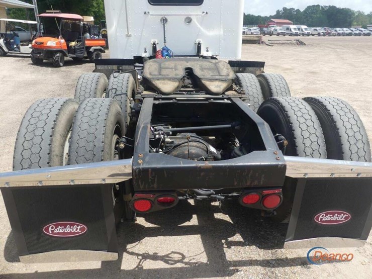 2012-peterbilt-389-image-6