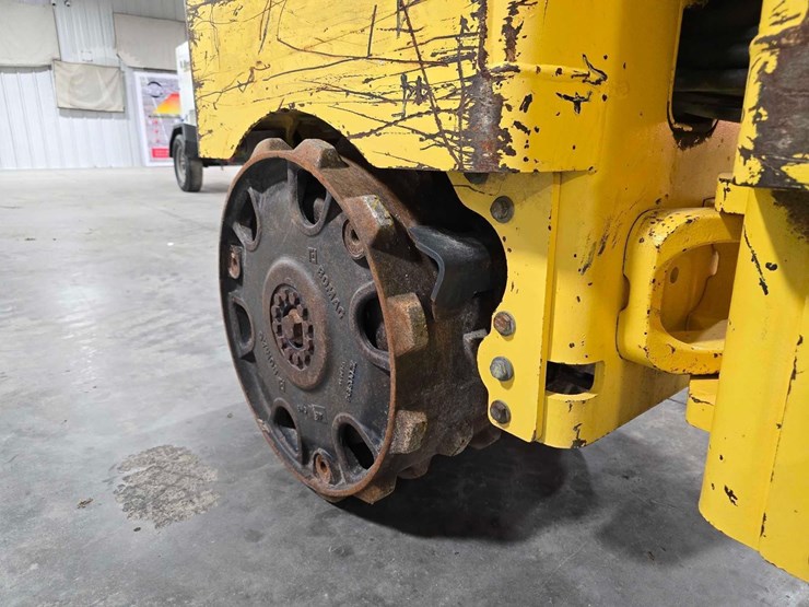 2019-bomag-bmp8500-image-16