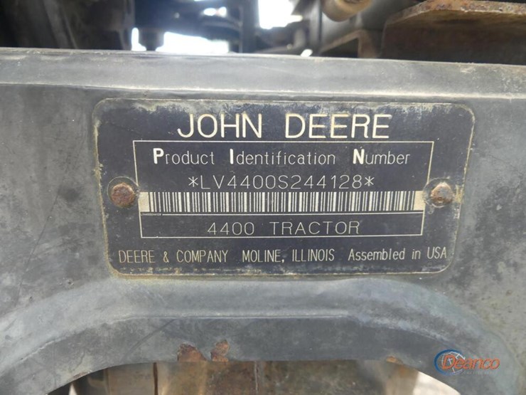 john-deere-4400-image-11