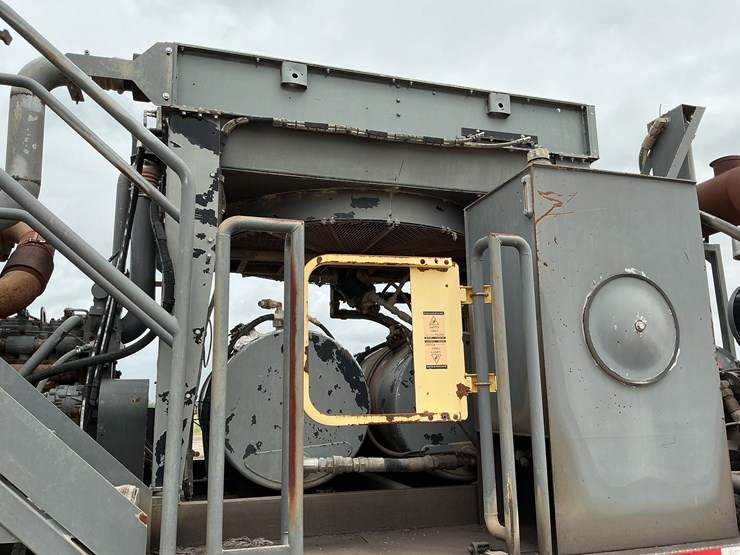2012-cummins-qsx15-image-12