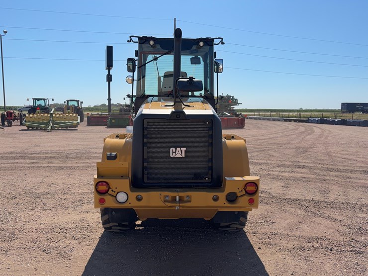 caterpillar-910-image-6