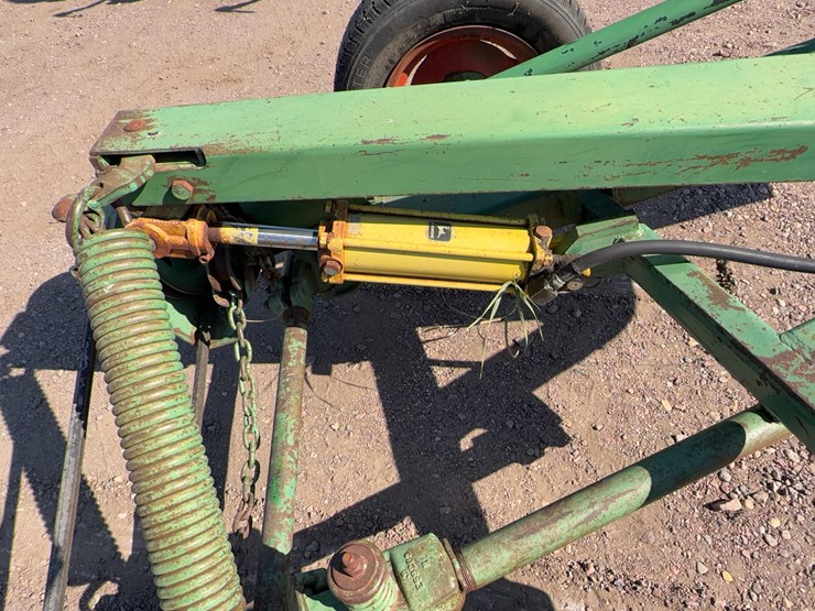 john-deere-450-image-5