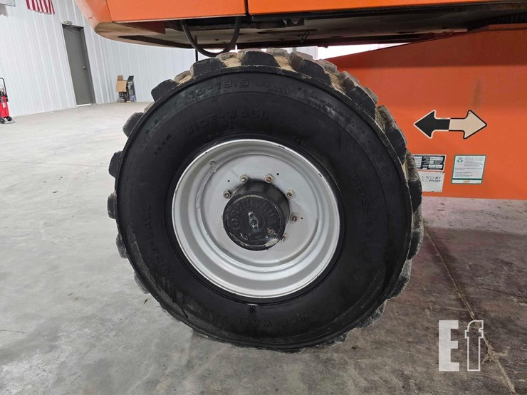2007-jlg-660sj-image-23