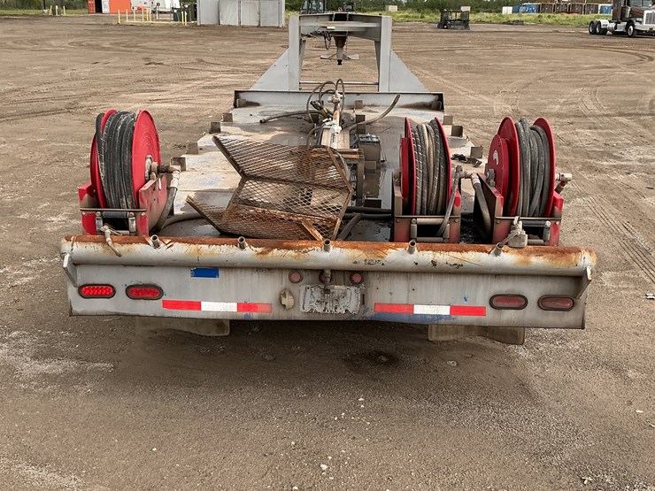 2012-utility-flatbed-image-6