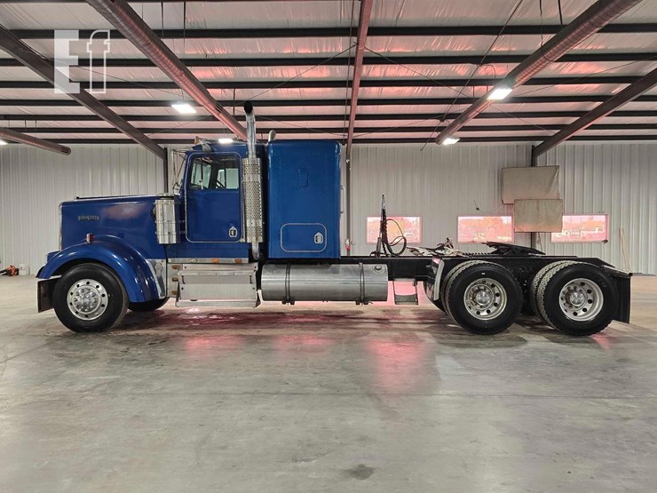 1995-kenworth-w900-image-5