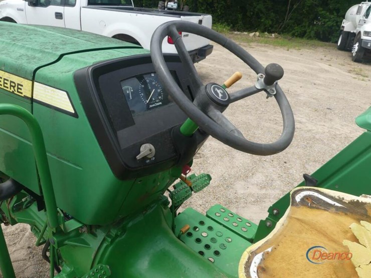 2012-john-deere-5045d-image-13
