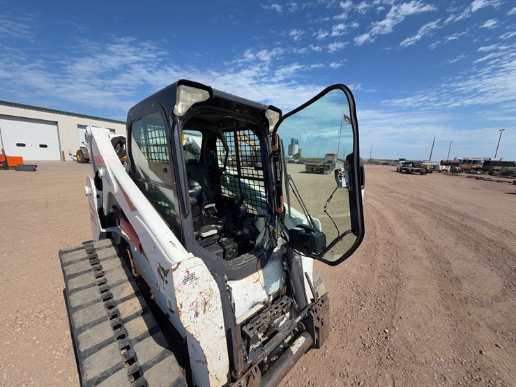 2017-bobcat-t650-image-26